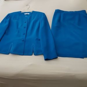 Pretty Anna Carole Turquoise Silk Suit 12